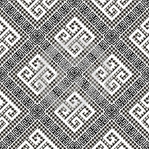 Textured black and white houndstooth seamless pattern. Vector ornamental gteek background. Modern hounds tooth ornaments.