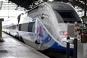 Francouzština vysoký rychlost vlak 