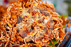 Thai deep fried crabs