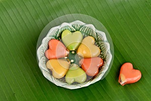 Thai dessert called khanom look choup.