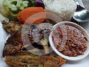 Thai food rice and chrimp paste sauce and vegetable photo