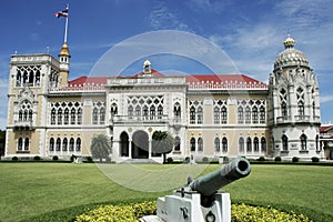 Thai Goverment House (Thai Khu Fah building)