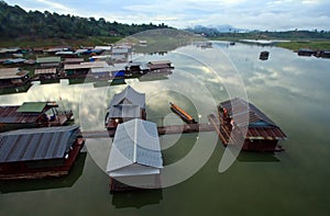 Thai Mon Floating village