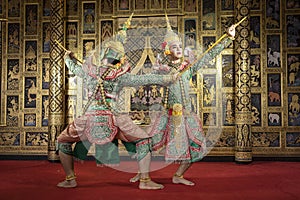 Thai pantomime character Performing a beautiful dance