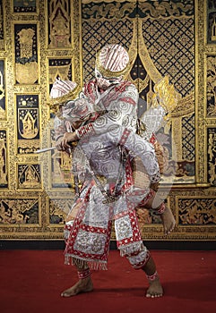 Thai pantomime character Performing a beautiful dance