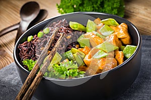 Thai red curry with chicken and black rice