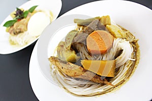 Thai rice flour noodles or vegetable put beside fish