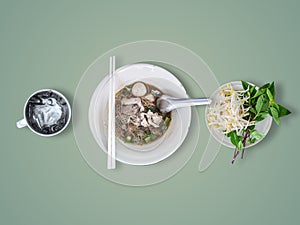 Thai rice noodles thicken soup set.