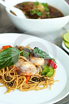 Thai Shrimp Dish with Noodles