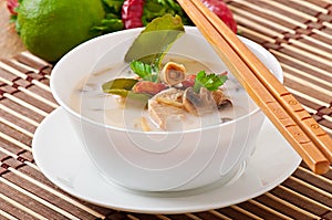 Thai soup with chicken and mushrooms