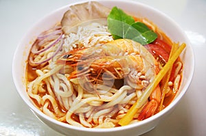Thai Style Restaurant Food Tom Yam Laksa Fresh Cook Seafood Prawn Noodles