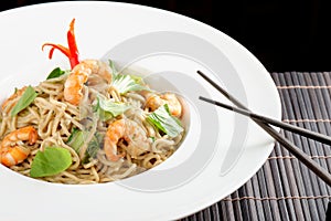 Thai style rice noodles with shrimps