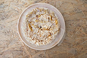 Thai sweet crispy rice cracker with cane sugar drizzle