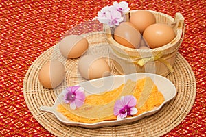 Thai sweets made form egg yoke cook