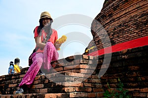 Thai women travel and portrait at Wat Worachet Tharam