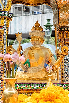 Thailand Bankok San Phra Phrom, Erawan Shine, 4 faces buddha, 4 faced buddha, praying