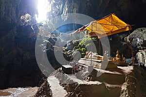 Tham Phu Kham cave, Vang Vieng, Laos