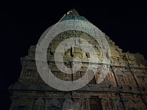 Thanjai temple