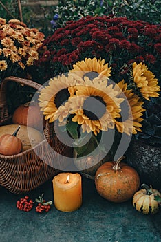 Thanksgiving decor in the garden