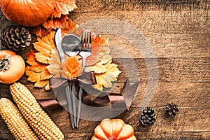 Thanksgiving Table Setting