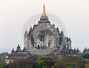 Thatbyinnyu Temple, Bagan