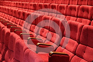 THEATER SEATINGS