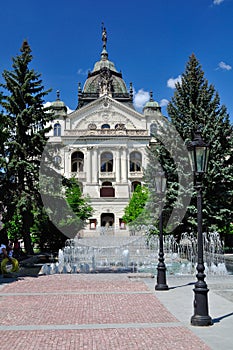 Theatre of J. Borodac with fountain