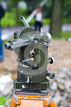 Theodolite survey scope