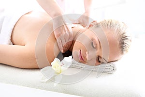 Therapeutic massage, heals the pain and relaxes