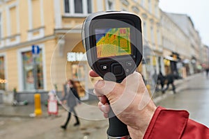 thermal imaging at building heat loss inspection