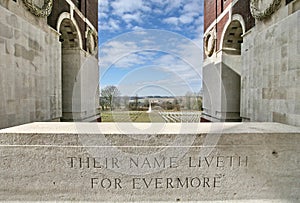 Thiepval Ridge War Cemetary photo