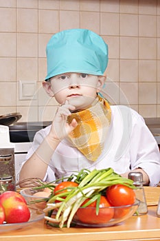 Thoughtful little cook