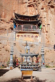 Thousand-Buddha Cave photo