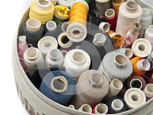 Thread spools