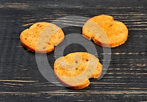 Three crackers bruschetta