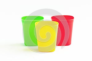 Three cup three color.