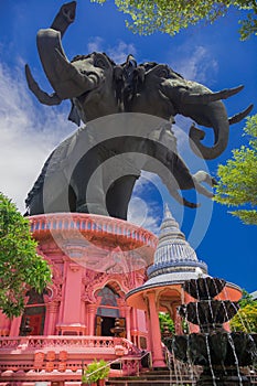Three head elephant statue