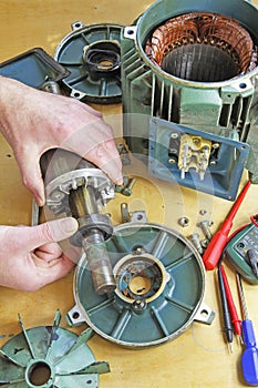 Three phase induction motor bearing repair