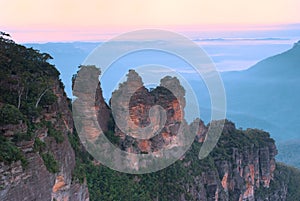 Three Sisters - Blue Mountains - Australia