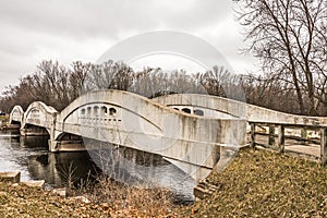 Three-span Camelback Bridge