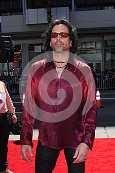 Three Stooges,Richard Grieco