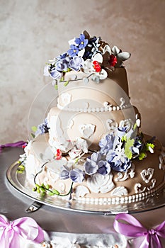 Three-storied wedding cake