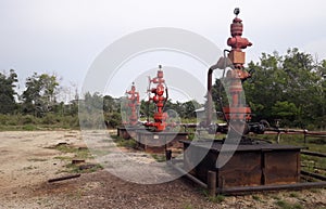 Three subsoil oil pumps photo