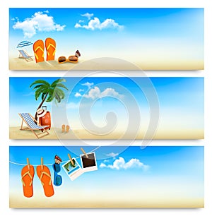 Three summer vacation banners.