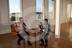 Thrice - Dustin Kensrue and Teppei Teranishi in session