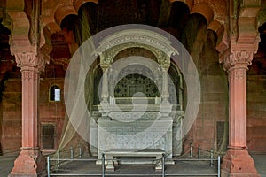 The throne of king Akbar in Diwan-i-Am in the Red Fort Complex
