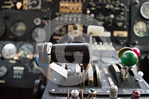 Throttle lever