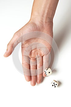 Throwing the dices