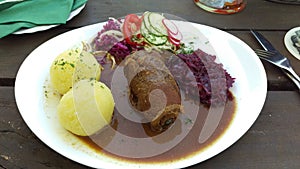 Thuringen roulade mit Rotkraut / Deutschland