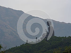 Tian Tan Buddha.